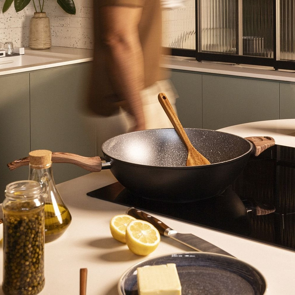 12.6-Inch Wok Pan with Glass Lid