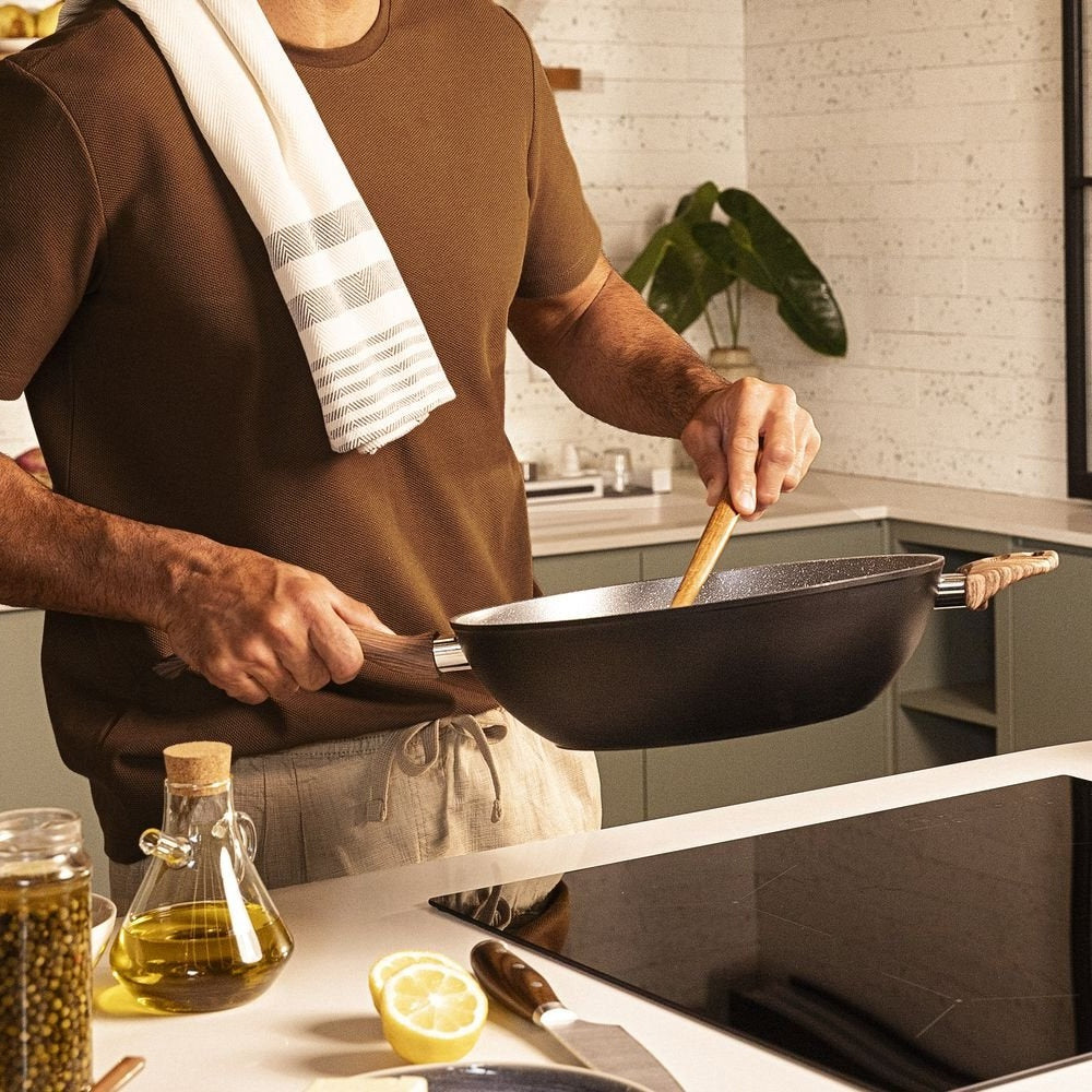 12.6-Inch Wok Pan with Glass Lid